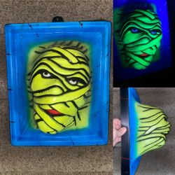 Black Light Illusions R. J. Marino 3d Mummy 17”x14” Very nice condition. Light wear. $40 Fremont Pickup