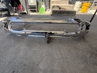 2023-2025 FORD F250-F350 FRONT BUMPER WITH SENSOR HOLE