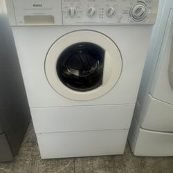 Heavy Duty Kenmore Front Load Washer w/ Pedestal (High Efficiency)