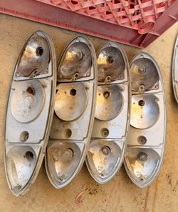vw early 70-74 type 3 rear taillight housings