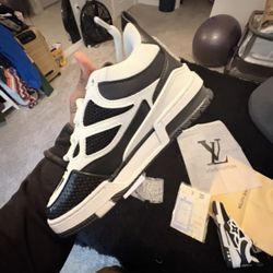 Louis Vuitton Skates Sneakers