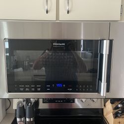 Frigidaire Professional Micowave