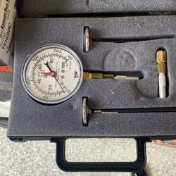 Peterson Equipment Co. 0-100 PSI / 0-230 FT H2O Gauge Marshalltown