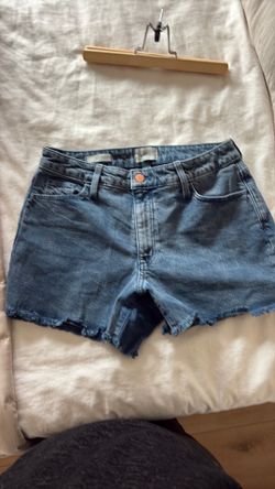 Jean shorts size 8/25