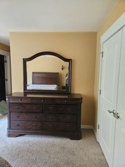 Dark Wood Bedroom Furniture Set