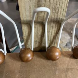 Great Mid Century Vibe Coat Rack For Wall