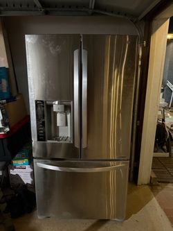 2016 LG REFRIGERATOR