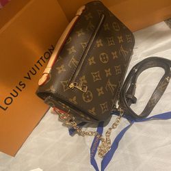 Louis Vuitton Purse