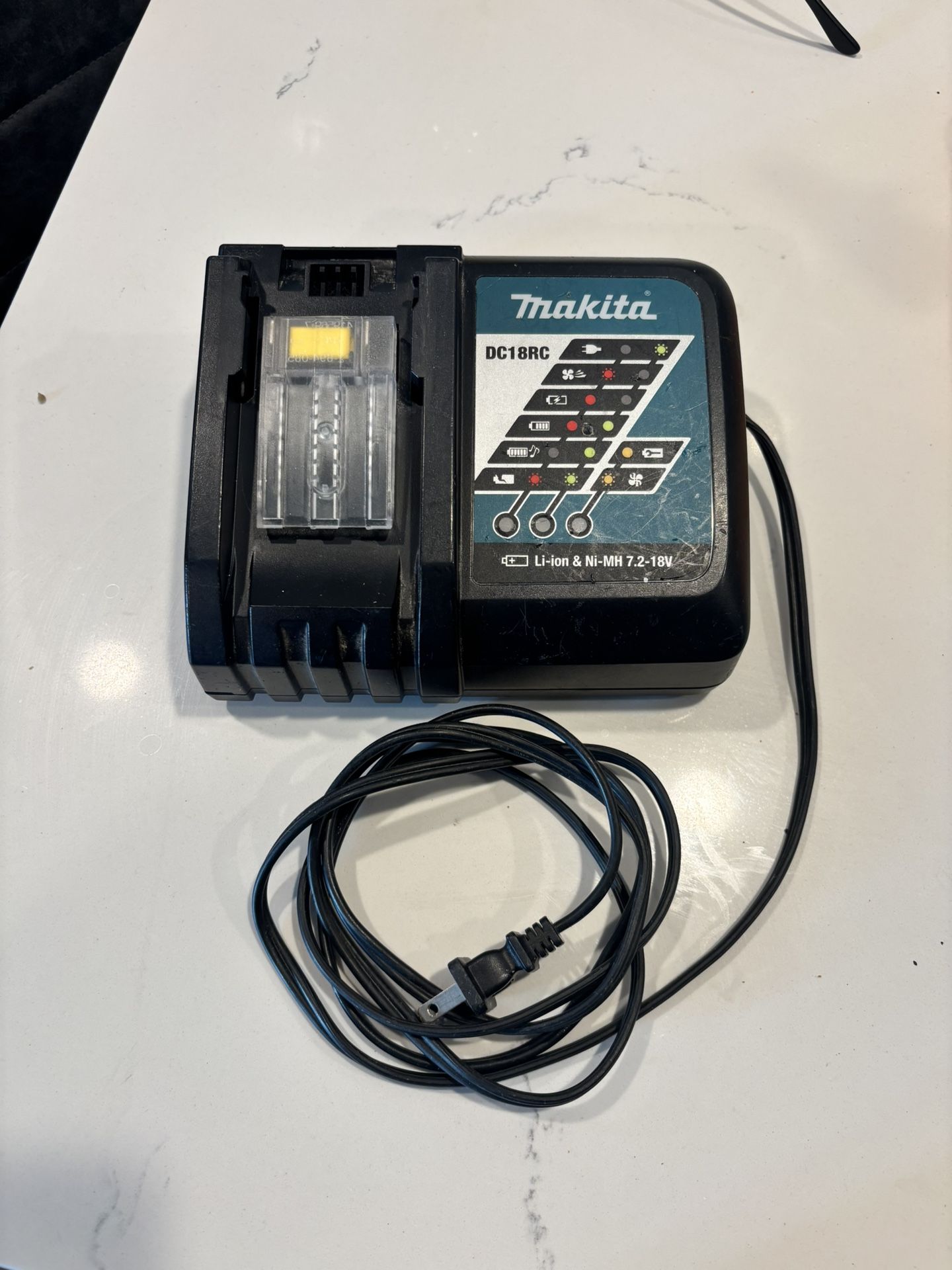 18V LXT Lithium Rapid Charger