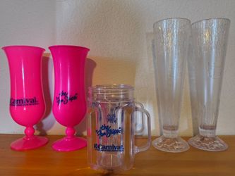 Plastic drinkware
