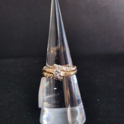 Ladies Diamond Ring Yellow Gold Size 6