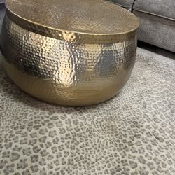 Gold drum table