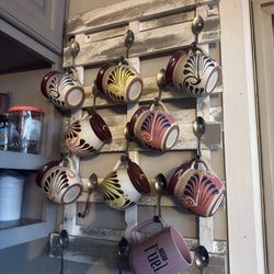 Mug Holder (MUGS NOT INCLUDED)