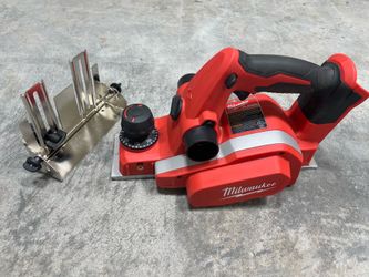 Milwaukee M18 Planer