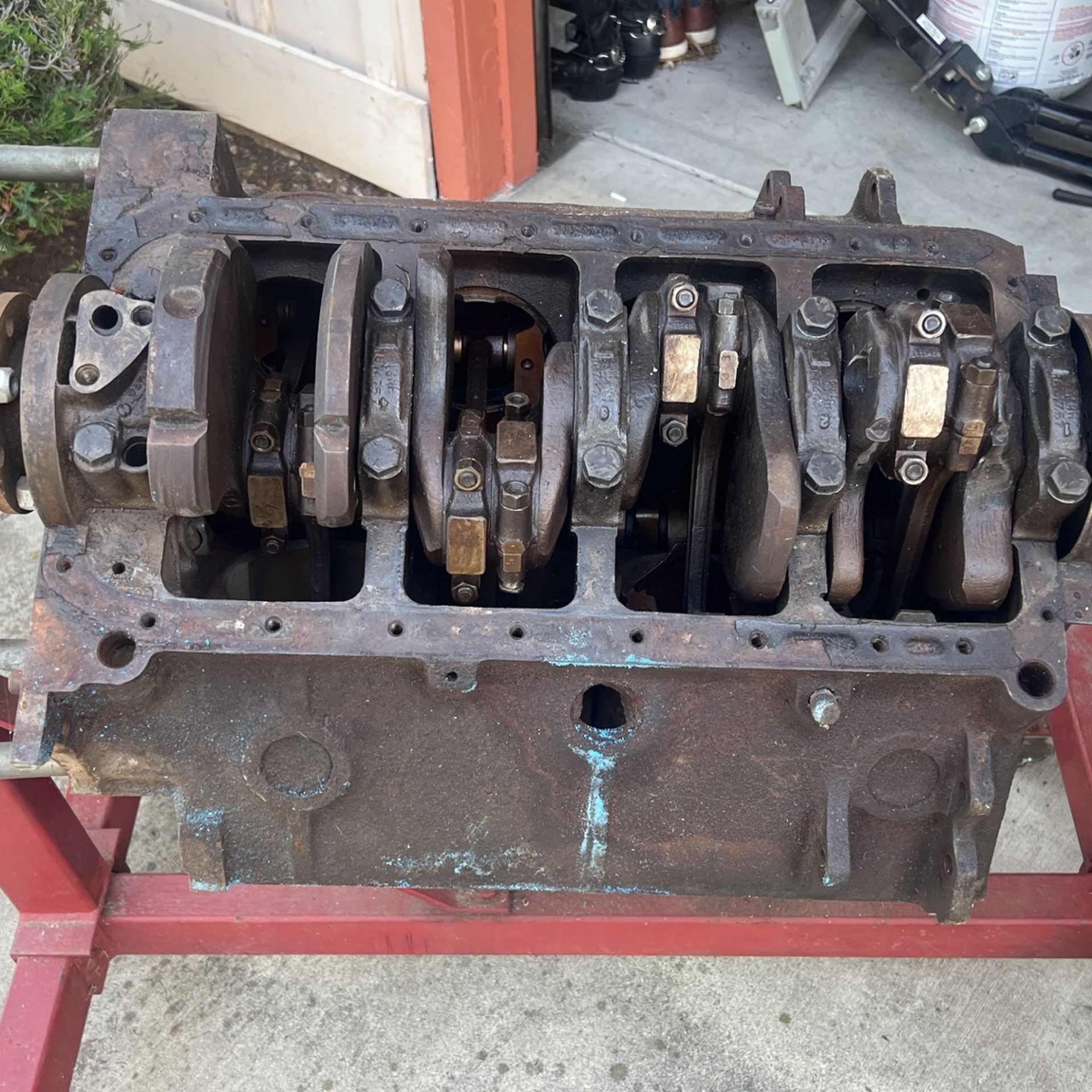 Hemi Short Block With Snap On Engine Stand for Sale in Whittier, CA