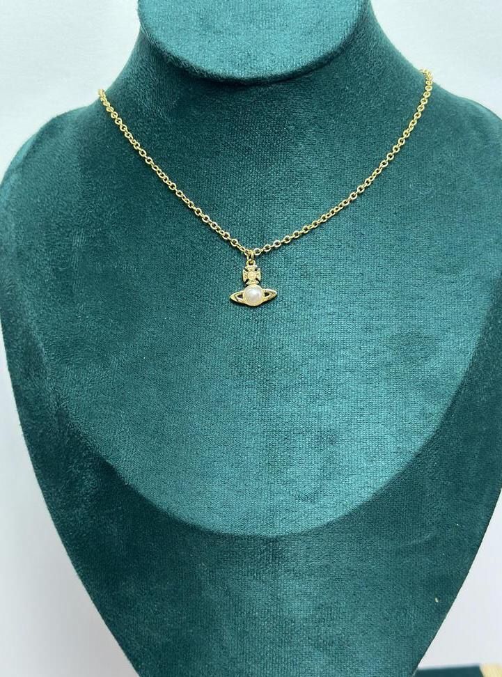Vіvіеnnе Wеѕtwооd Neck1ace- new in gift box.