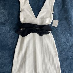 New With Tag Zara Women White Mini Dress XS