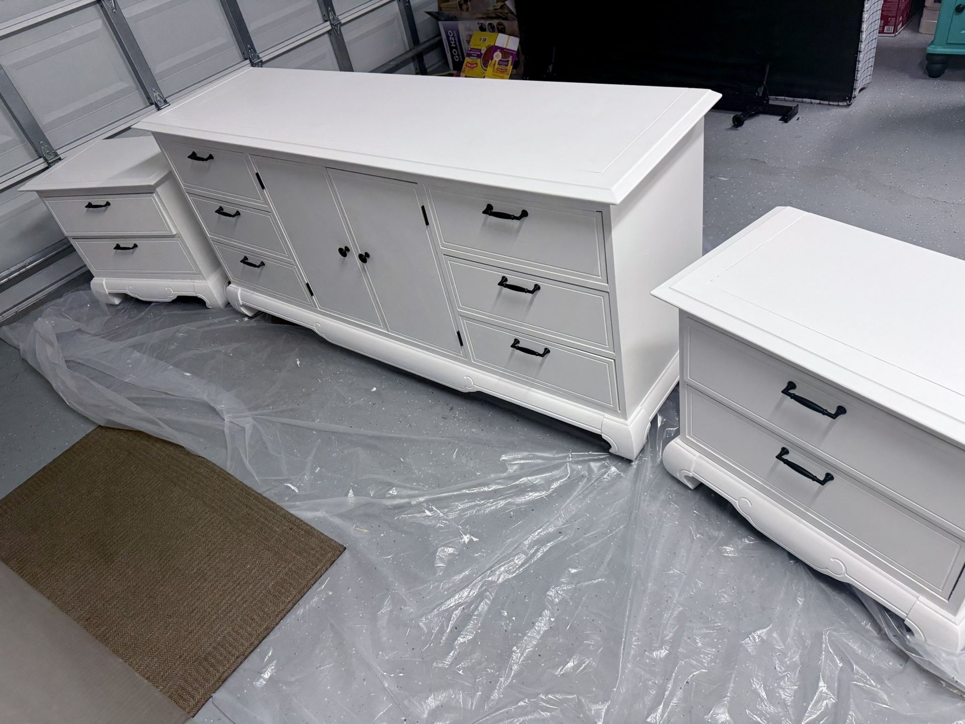 White Dresser Set