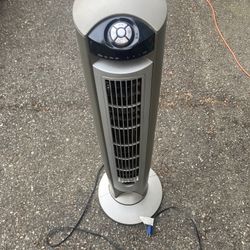 lasko oscillating tower fan