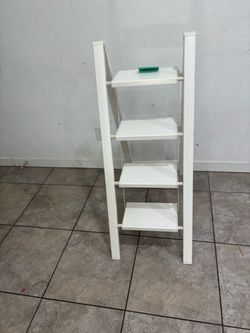 White 4-step ladder