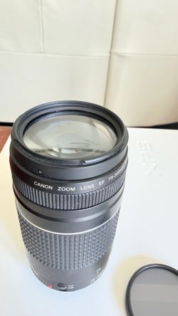 Canon zoom lens EF 75-300mm 1:4-5.6 III