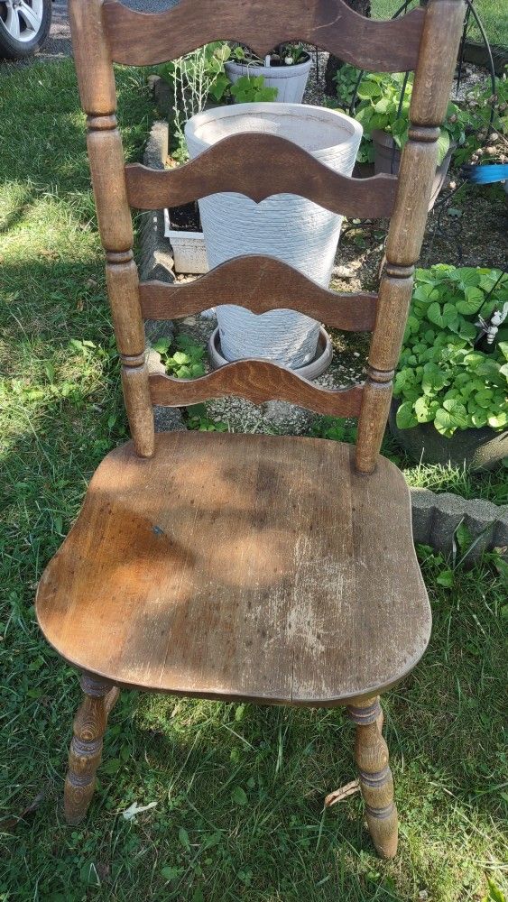 Wooden Chair Nice Condition Just Needs Shined