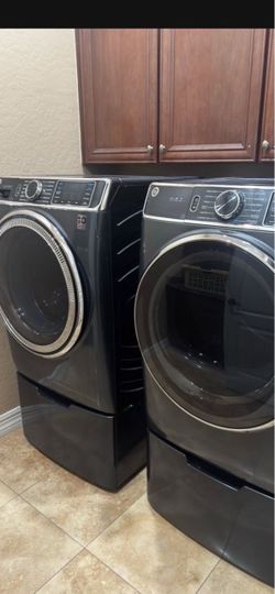 GE washer and dryer pedestals
