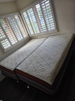 Split King Mattress Set with king base