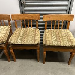 Wooden Dining Table Set With 6 Chairs And 2 Leaves