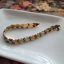 10kt Yellow White And Rose Gold Bracelet 