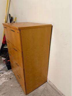 Nice large Dressor