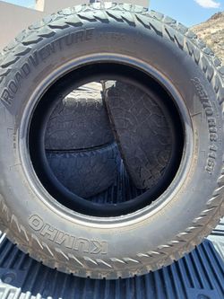 Kumho Road Venture 265/70/R18