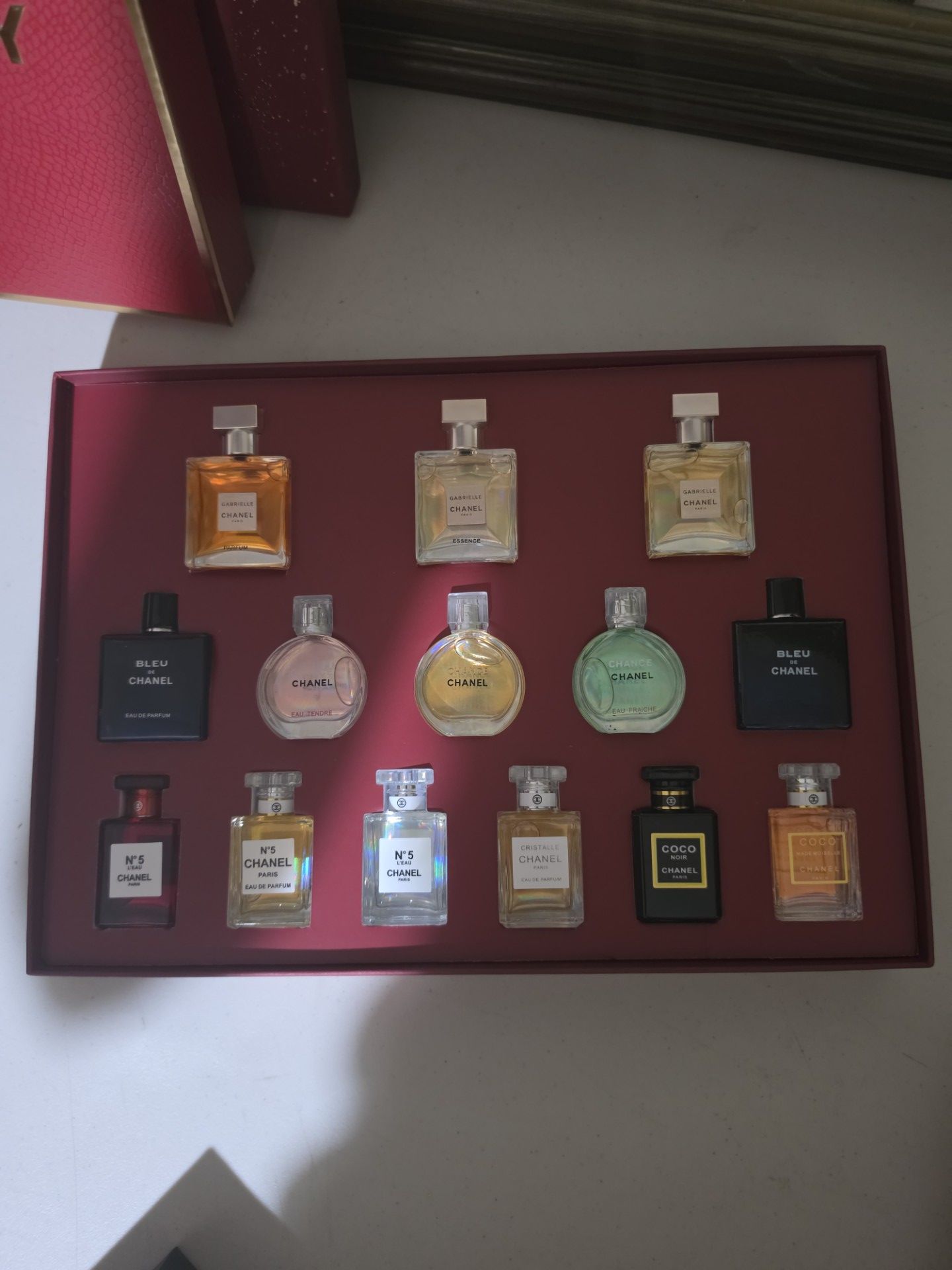 Mini perfumes gift sets