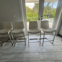 Set of 4 Counter Bar Stools – White + Chrome