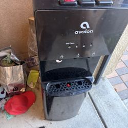 Avalon Water Dispenser