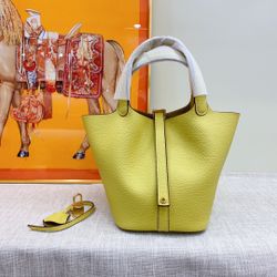 A simple women's handbag