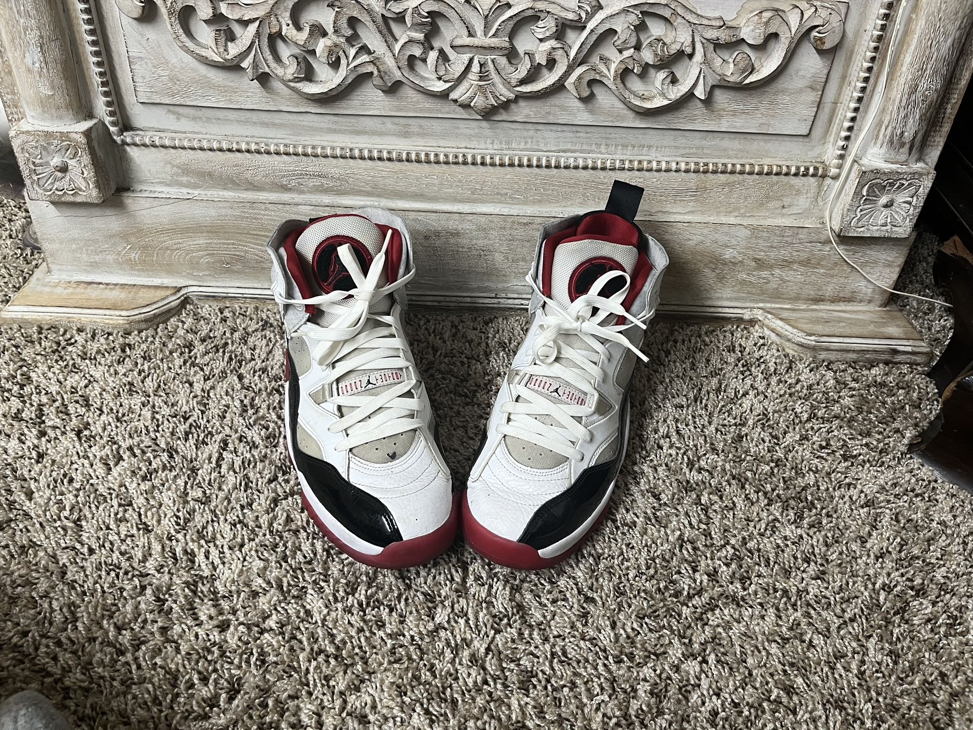 Jordan Jumpman Two Trey basketball shoes