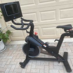 Proform Smart Power 10.0 Spin bike 