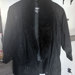 PELLE STUDIO Oversized 1980s Suede Jacket with Removable Fur Collar & Removable Insulated Lining 
