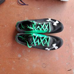 Under armor kick distance racing flats