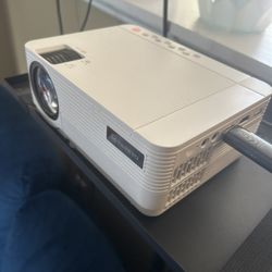 Vankyo Leisure 470 Pro Projector + Mount & Carry Bag – $100 + Shipping