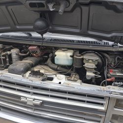 1988 Chevy Mobile RV Van/Camper G-Series