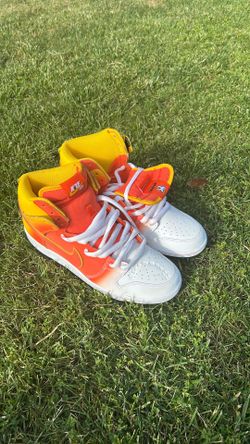 Candy Corn Sb’s (Size 9.5) Comes With Extra Laces