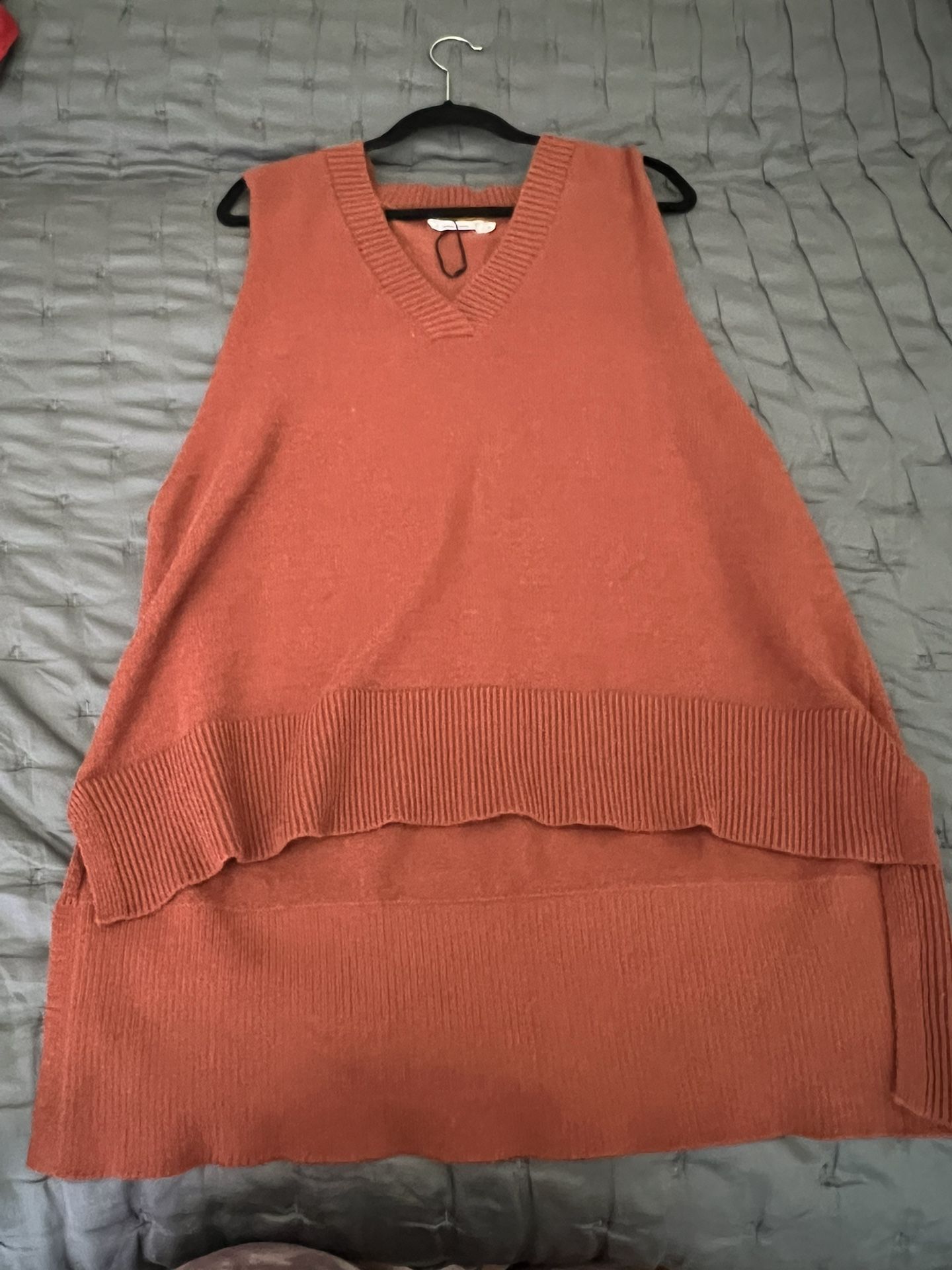Sweater Vest