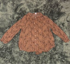 Old Navy Leopard XS Sway Shirt - (USED)