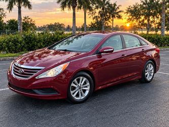 2014 Hyundai Sonata GLS - Premium Package .