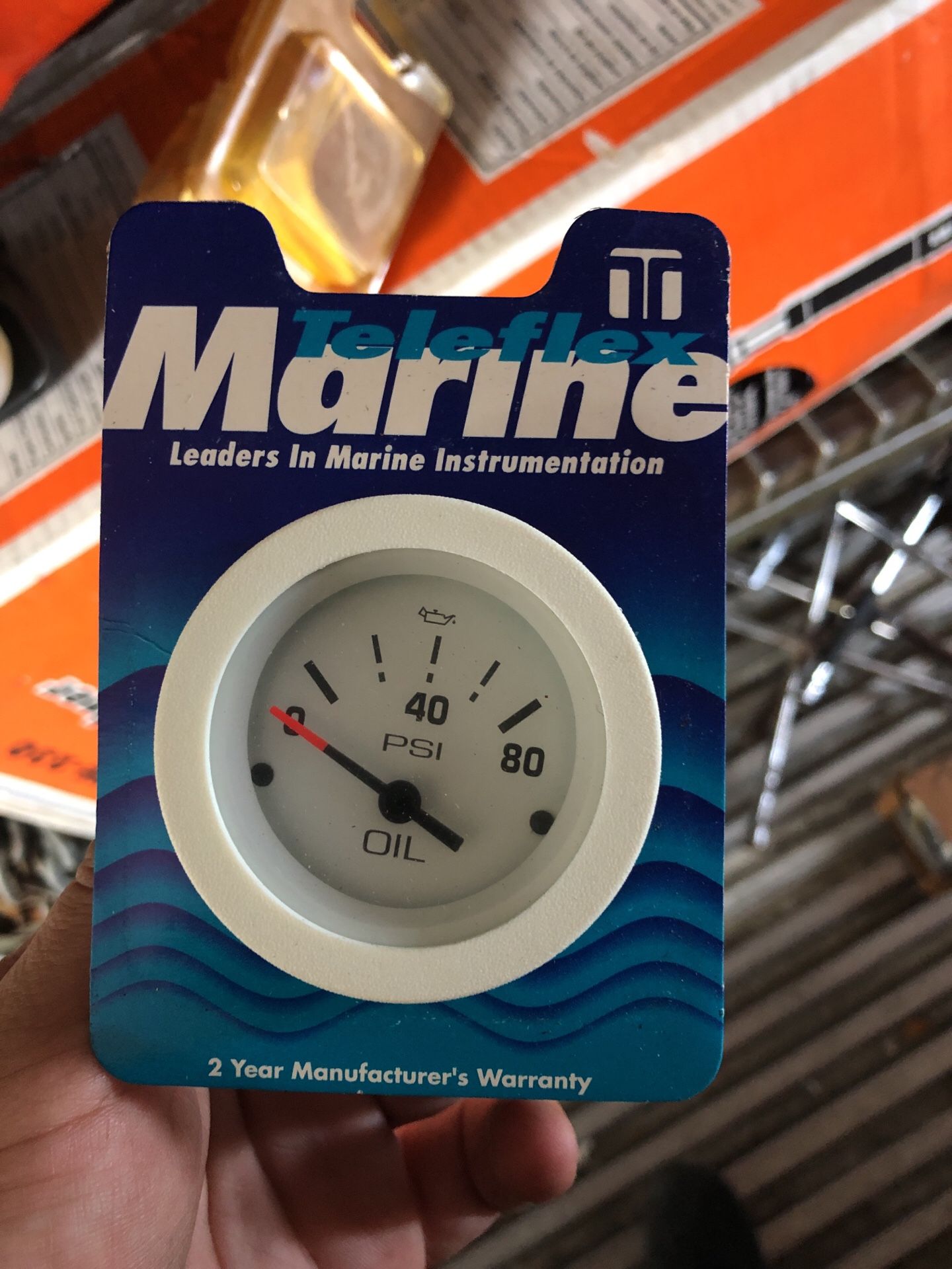 Marine oil pressure gauge