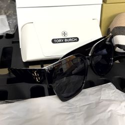 Women’s Tory Burch Sunglasses 
