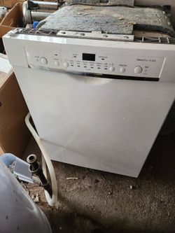 Dishwasher Used But Works Fine $150
