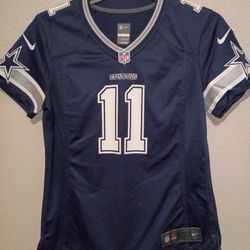 Dallas Cowboys Jersey Size Medium Youth Worn Once $15 Pick Up In Edinburg No Holds 